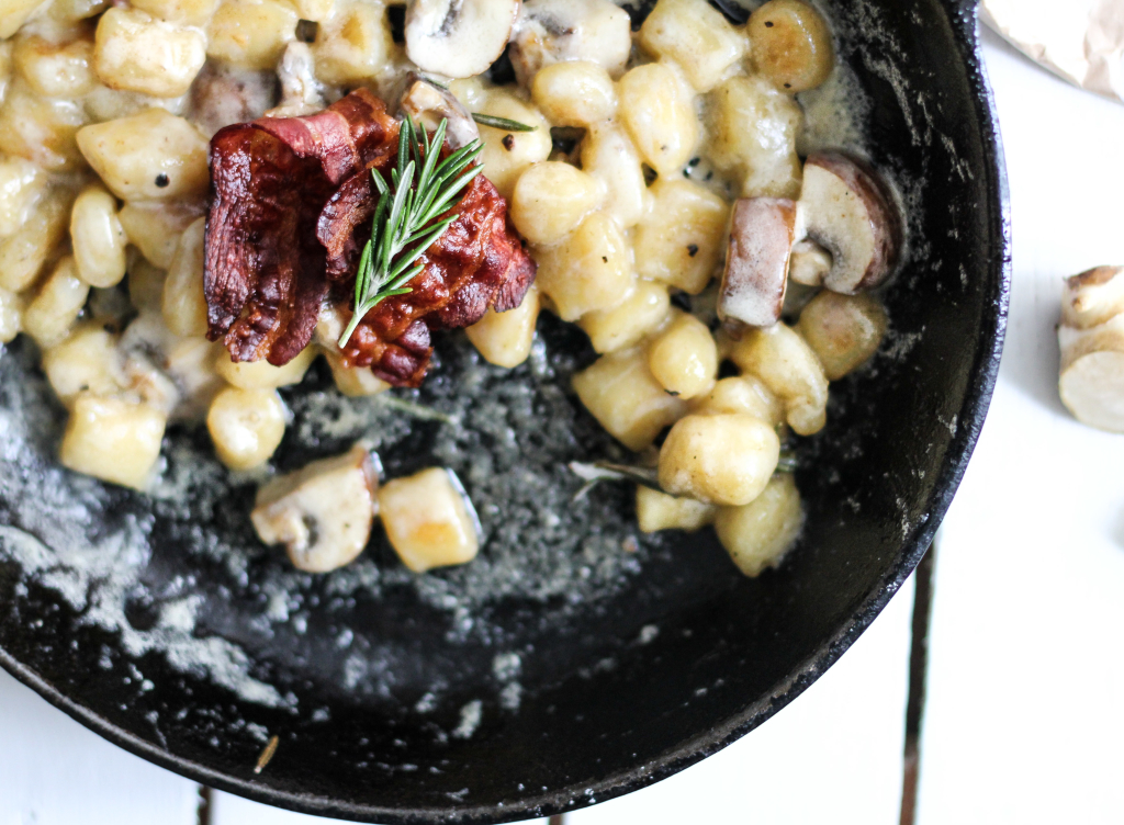 Topinambur Gnocchi mit Champignons und Bacon - Bauchgold